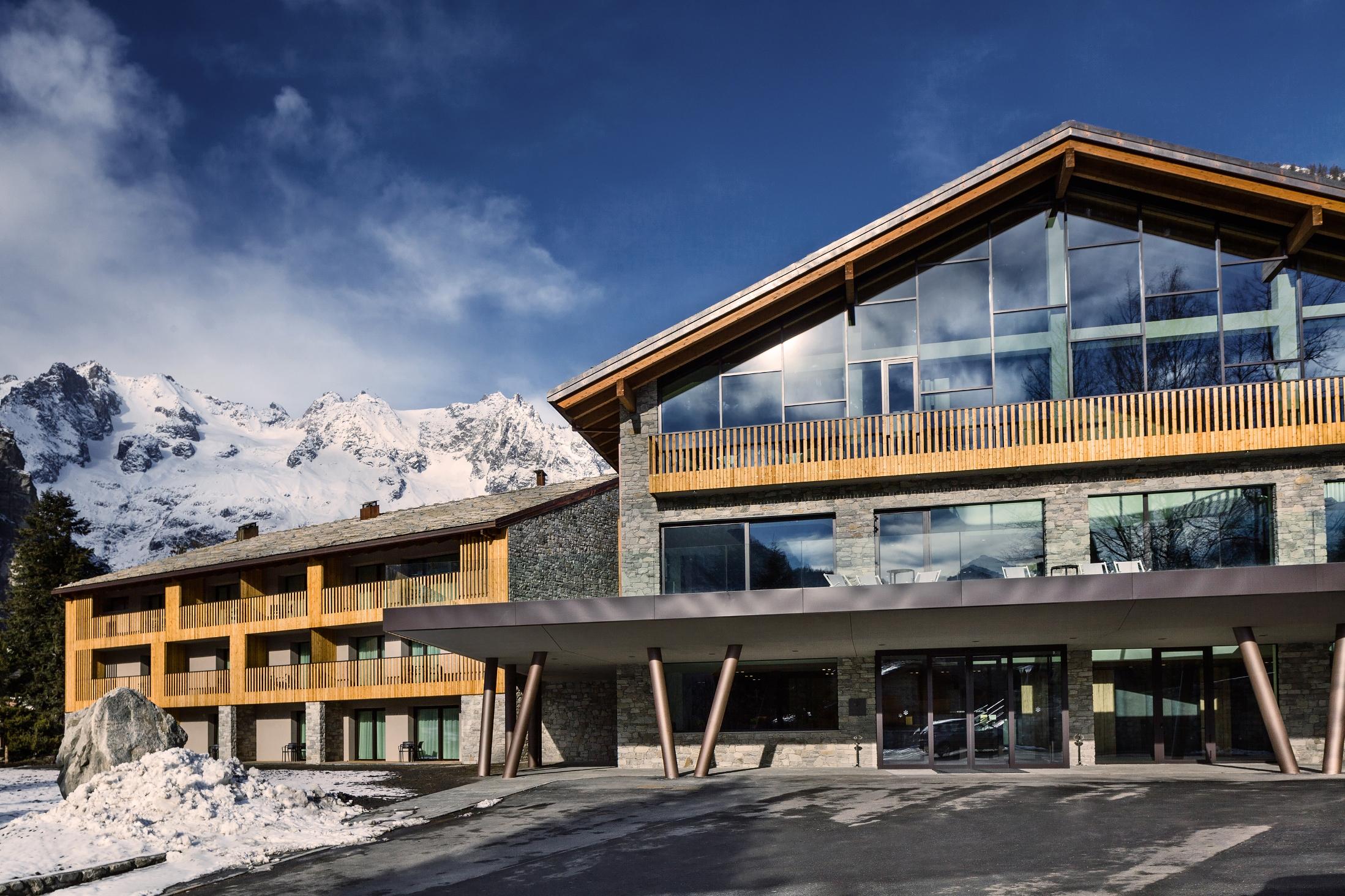 Grand Hotel Courmayeur Mont Blanc, By R Collection Hotels Exteriér fotografie
