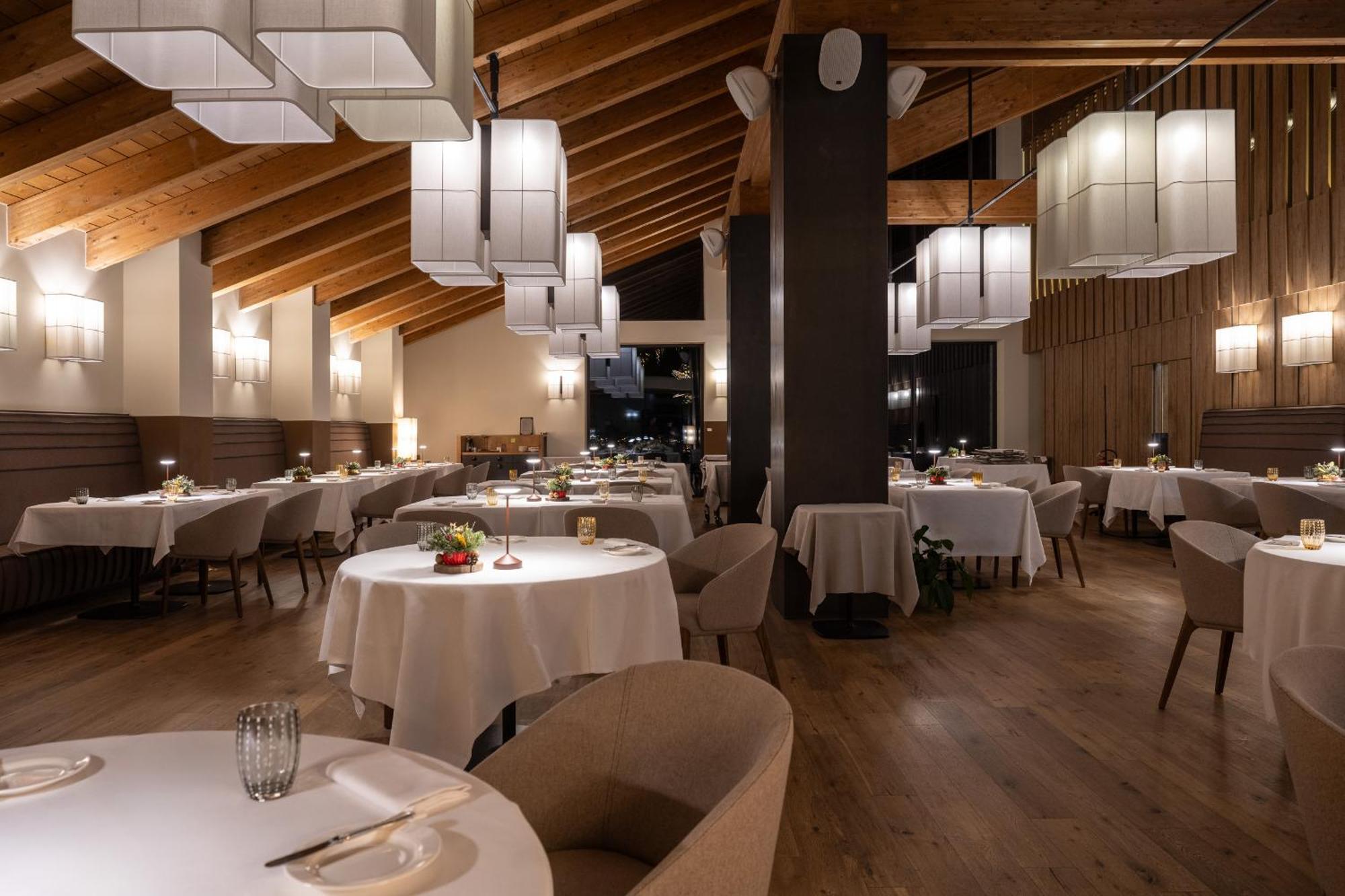 Grand Hotel Courmayeur Mont Blanc, By R Collection Hotels Exteriér fotografie
