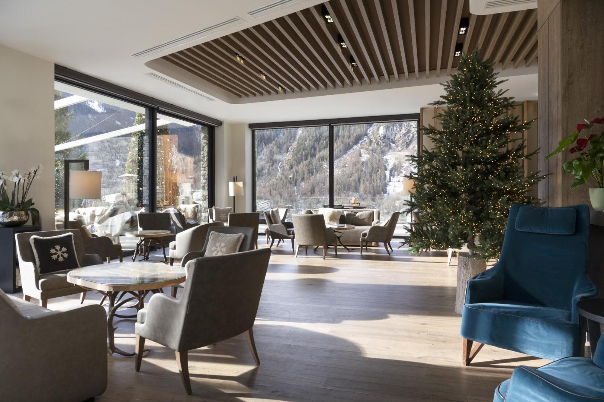 Grand Hotel Courmayeur Mont Blanc, By R Collection Hotels Exteriér fotografie