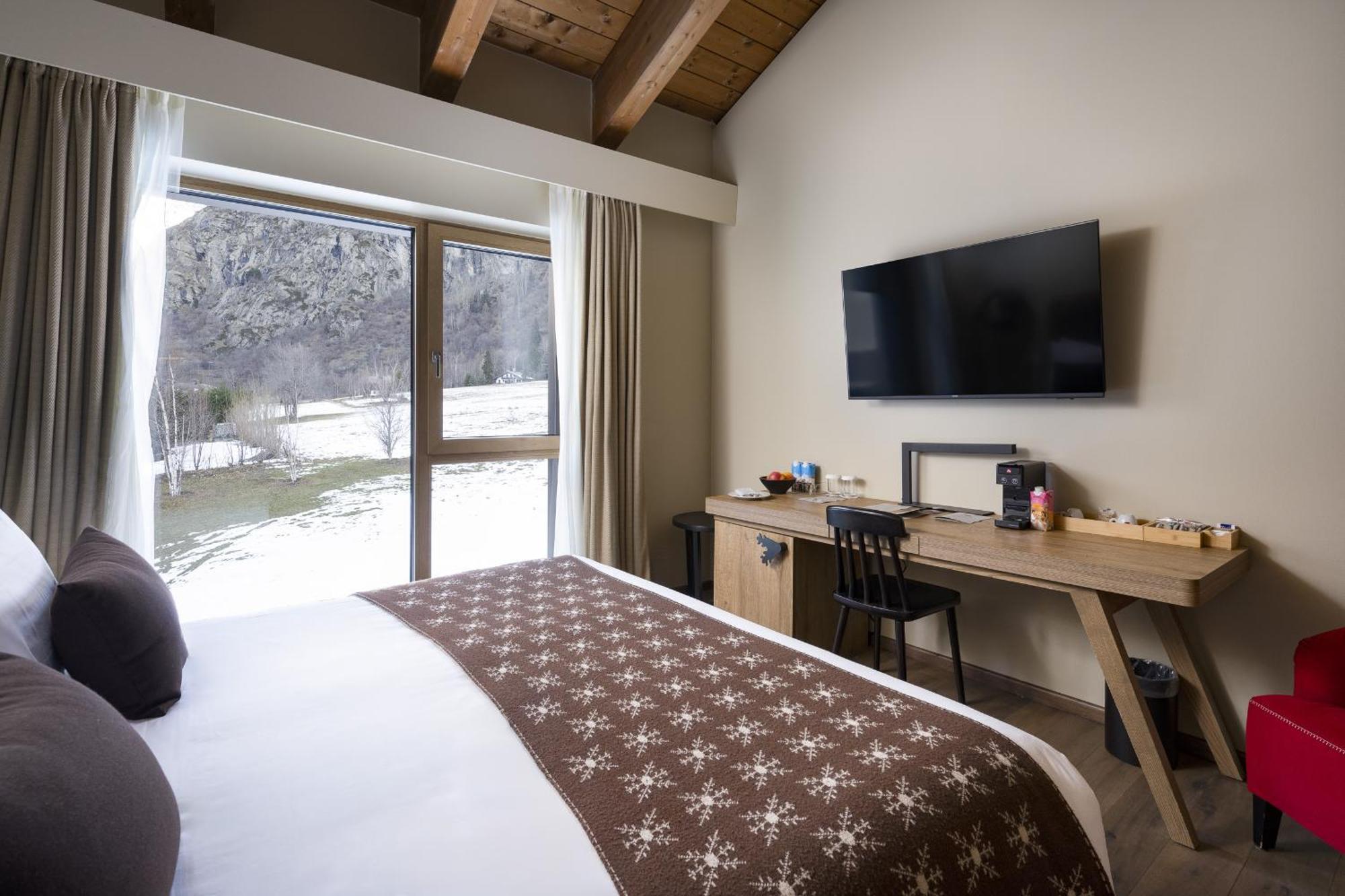 Grand Hotel Courmayeur Mont Blanc, By R Collection Hotels Pokoj fotografie
