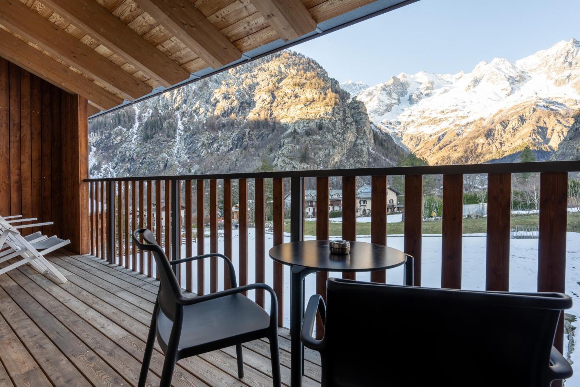 Grand Hotel Courmayeur Mont Blanc, By R Collection Hotels Exteriér fotografie